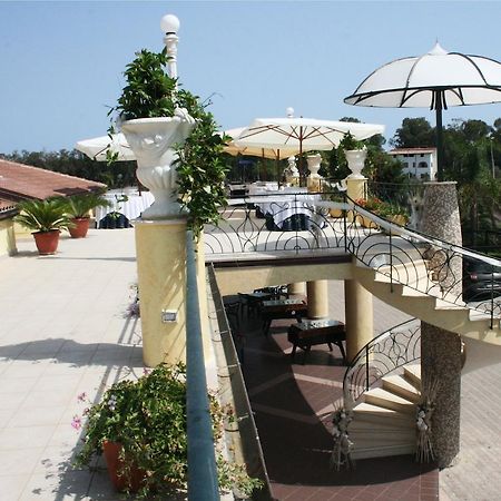 Hotel Miramare Marina di Schiavonea Exteriör bild